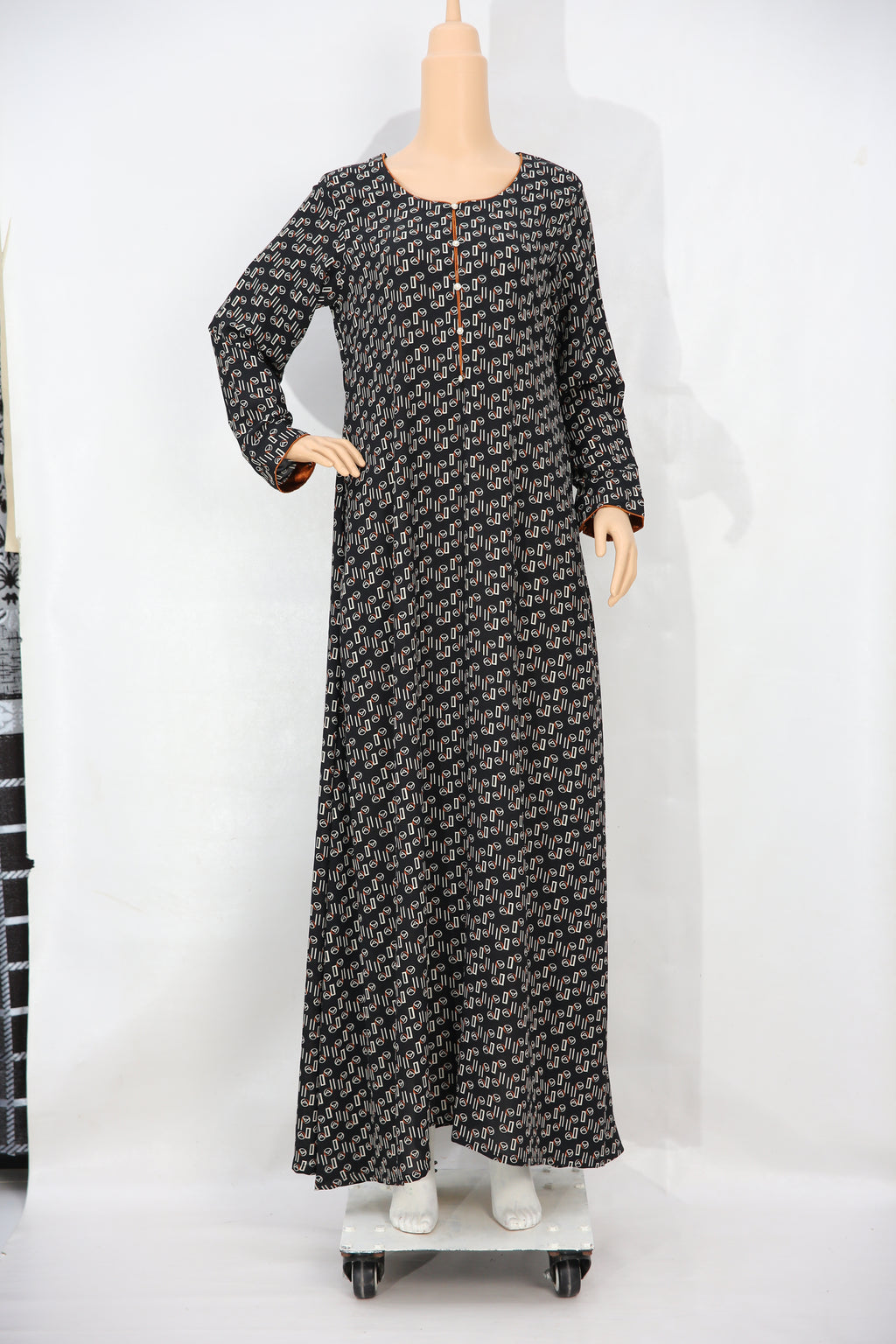 Black and Cream Motif Print Georgette Maxi Dress KF-540