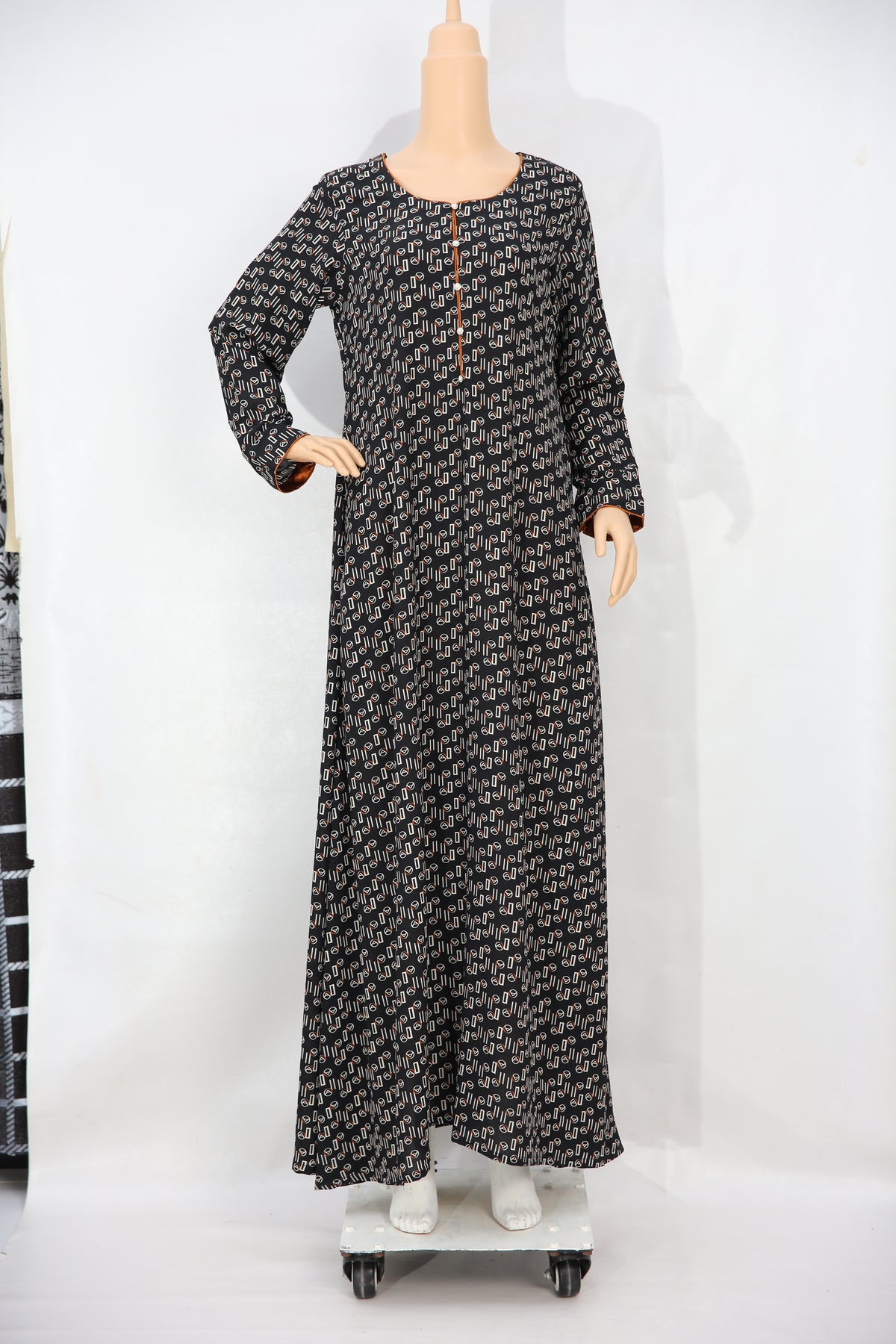 Black and Cream Motif Print Georgette Maxi Dress KF-540