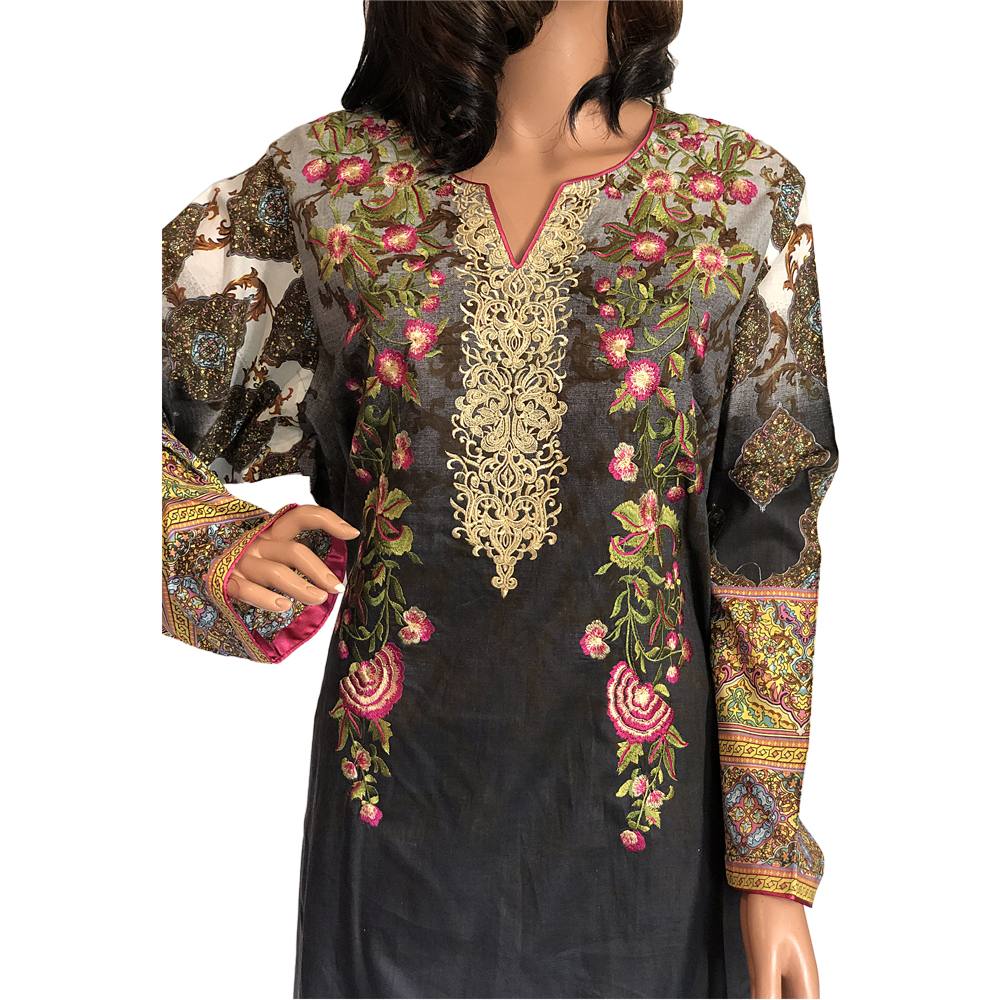 Black Embroidered Lawn 3 Piece Suit with Green Net Dupatta CD-007